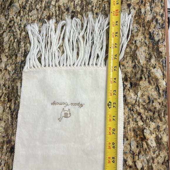 Alpaca Camargo Peru Ivory Soft Fuzzy Scarf With Fringe Trim - Picture 4 of 4